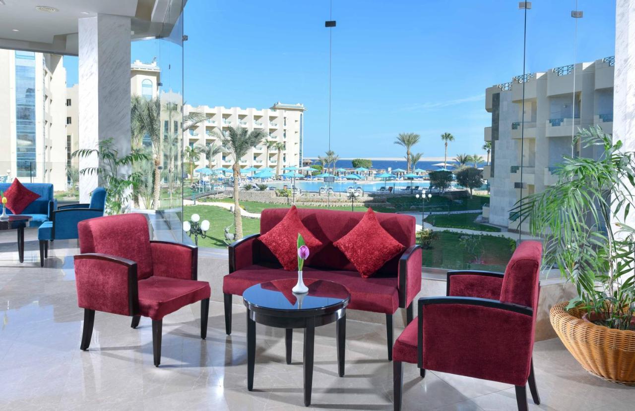 Hotelux Marina Complex